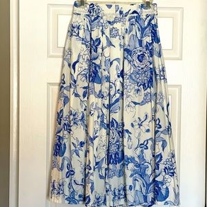 Zara Floral Skirt never worn